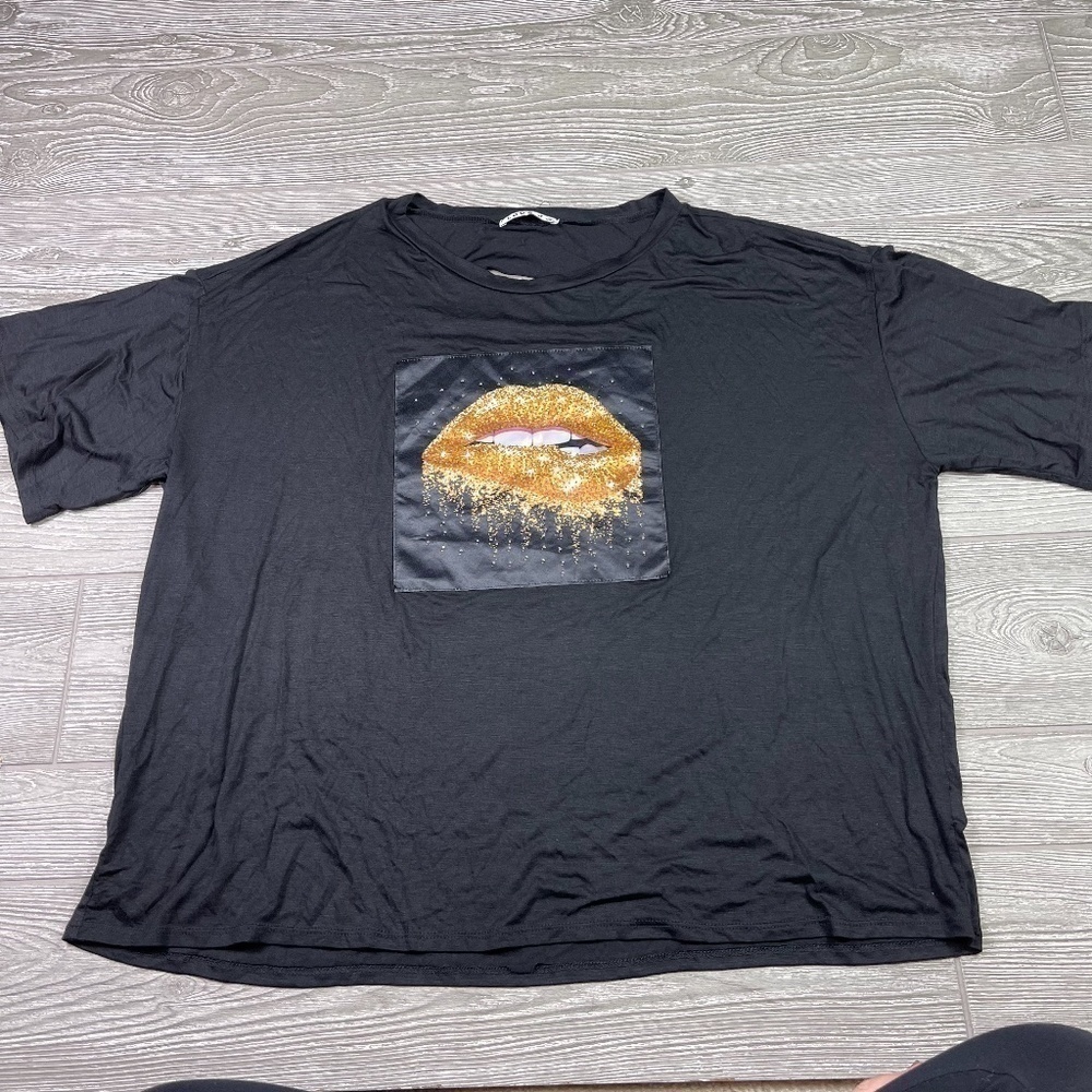 LOVE J Sequin Lip T Shirt Women's Plus size 3X Black Orange Shredded Goth